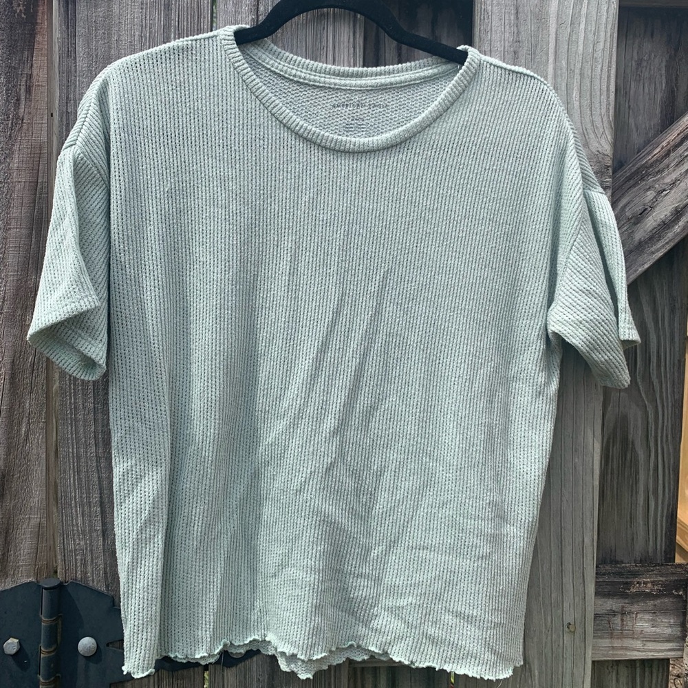 American Eagle shirt